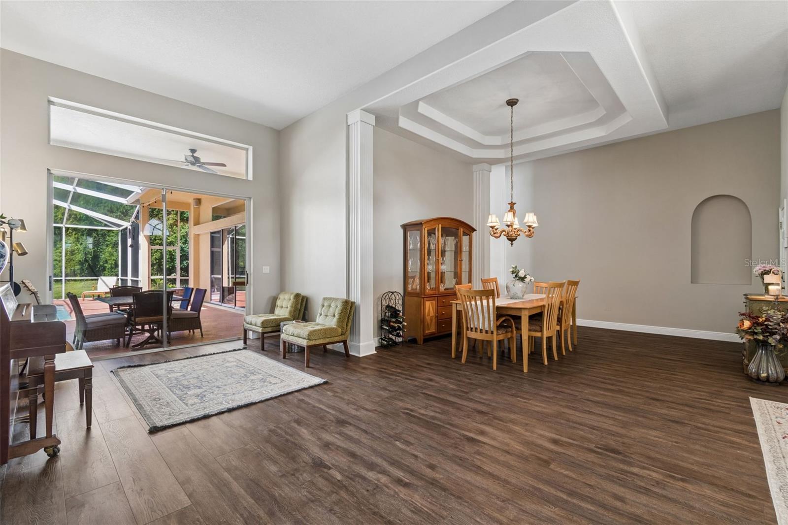 10111 KINGSHYRE WAY — photo 3