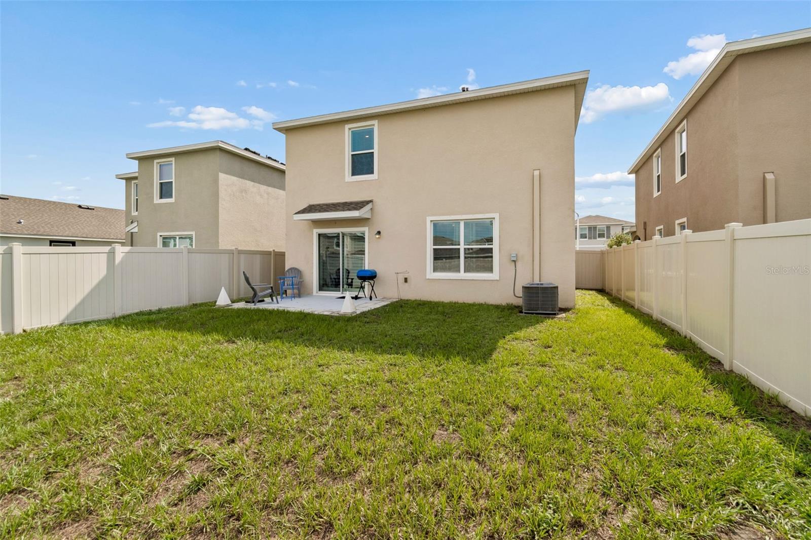 17053 OVAL RUM DR — photo 47