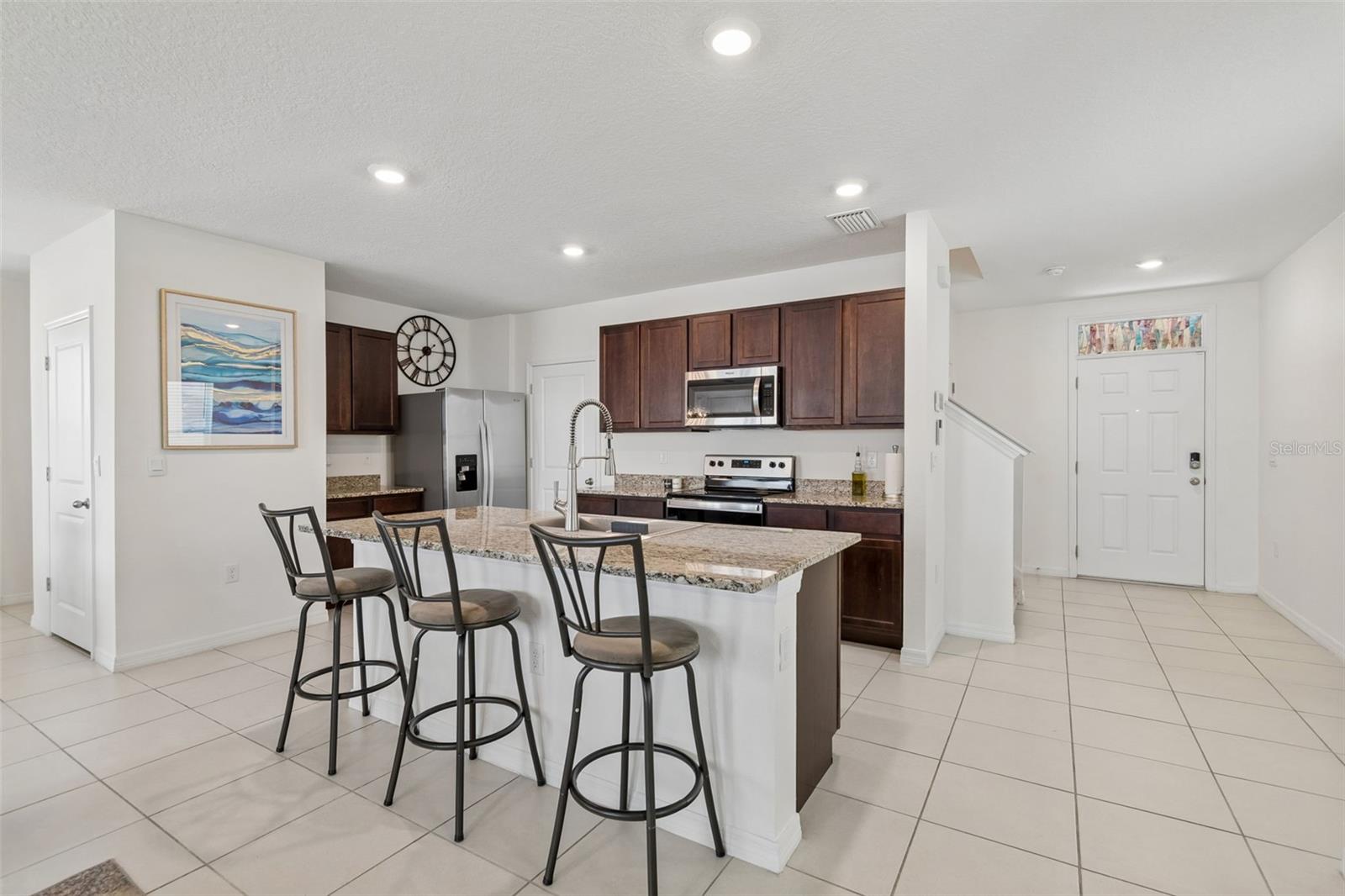 17053 OVAL RUM DR — photo 14