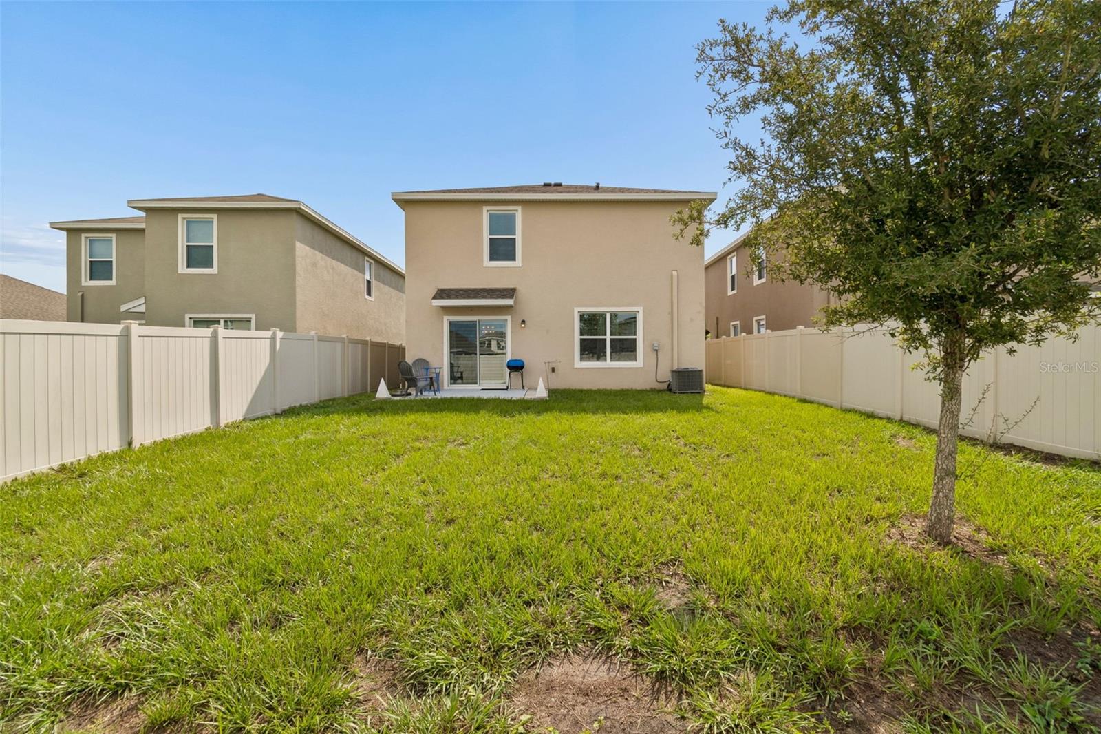 17053 OVAL RUM DR — photo 46
