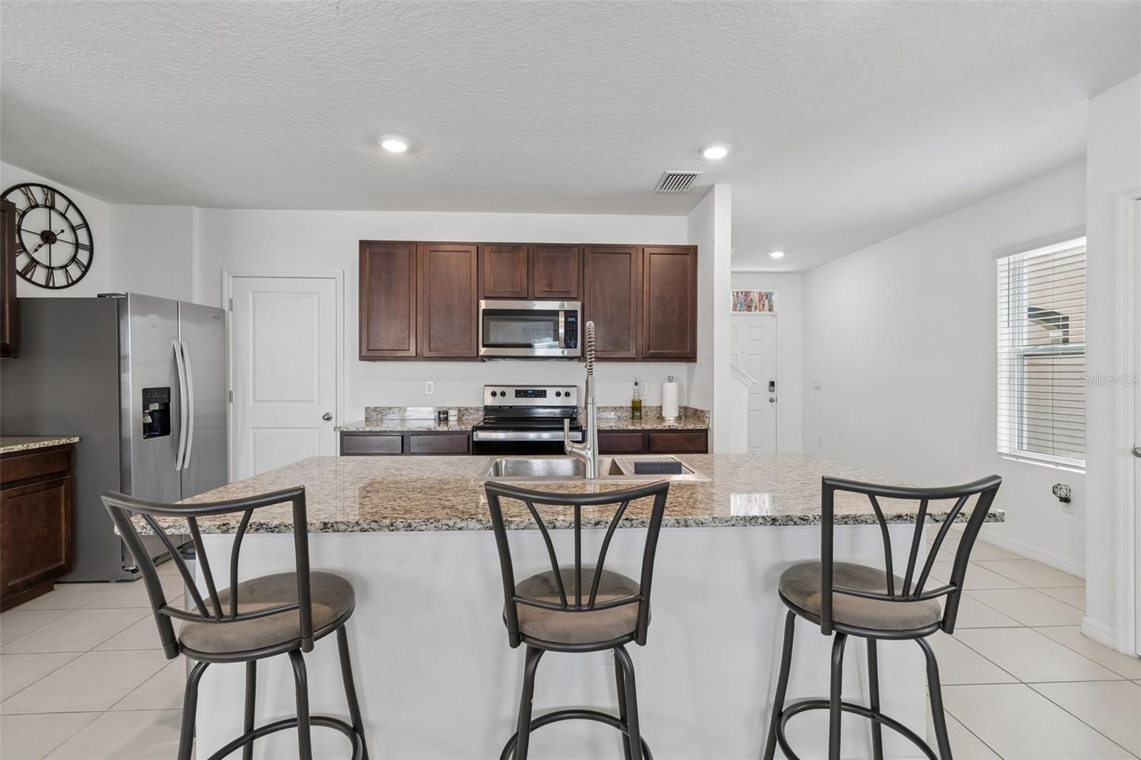 17053 OVAL RUM DR — photo 15