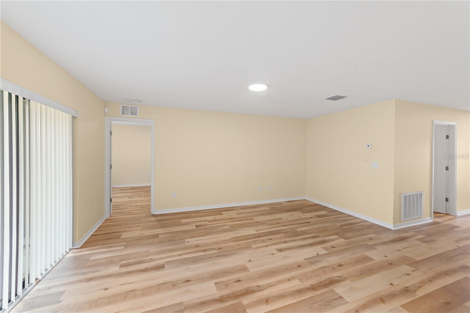 621 CHATHAM WALK DR — photo 6