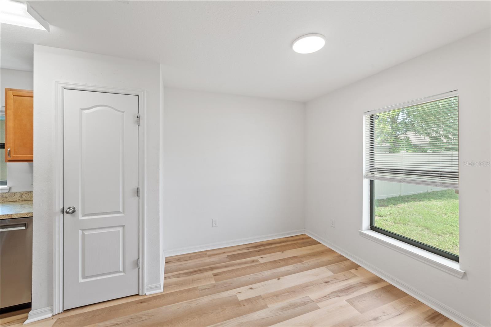 621 CHATHAM WALK DR — photo 13