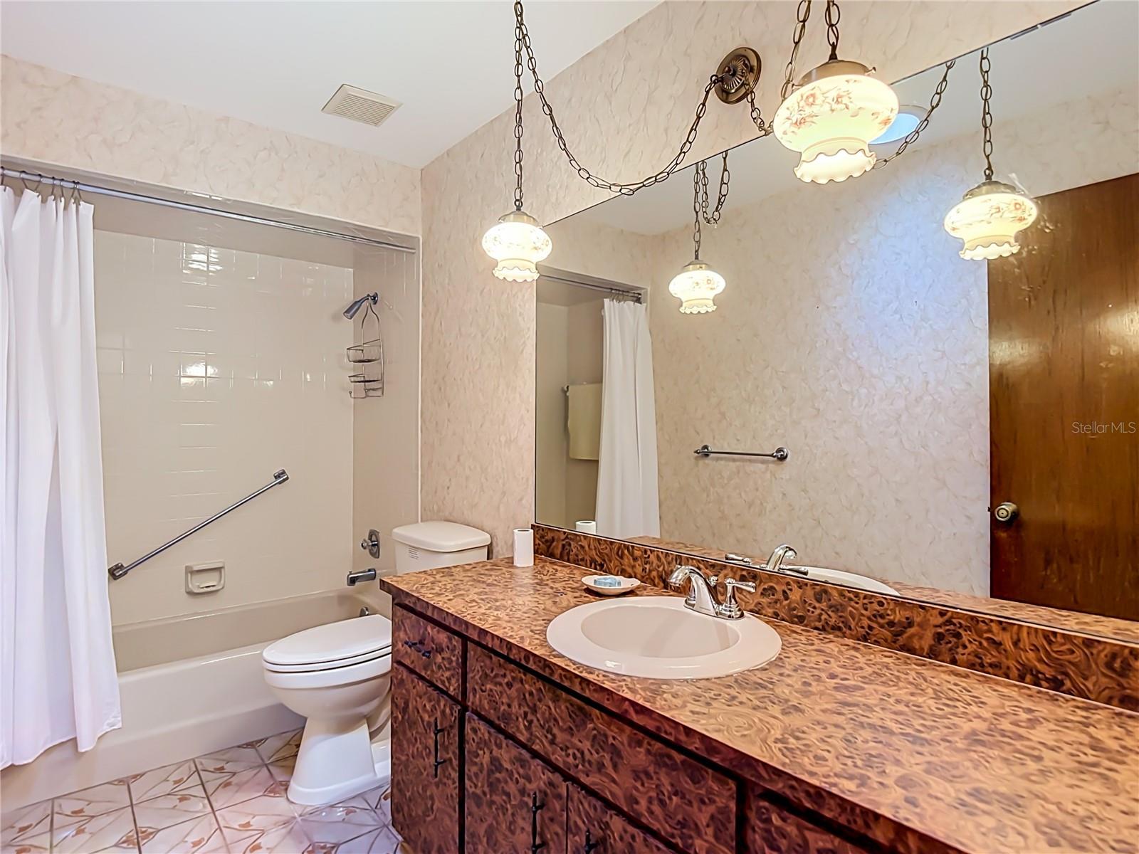 10050 DEER LN — photo 23