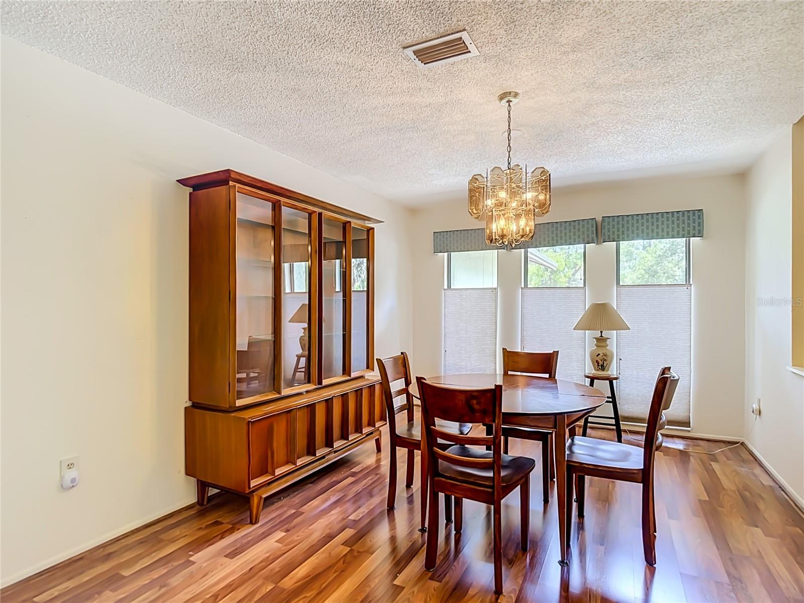 10050 DEER LN — photo 11
