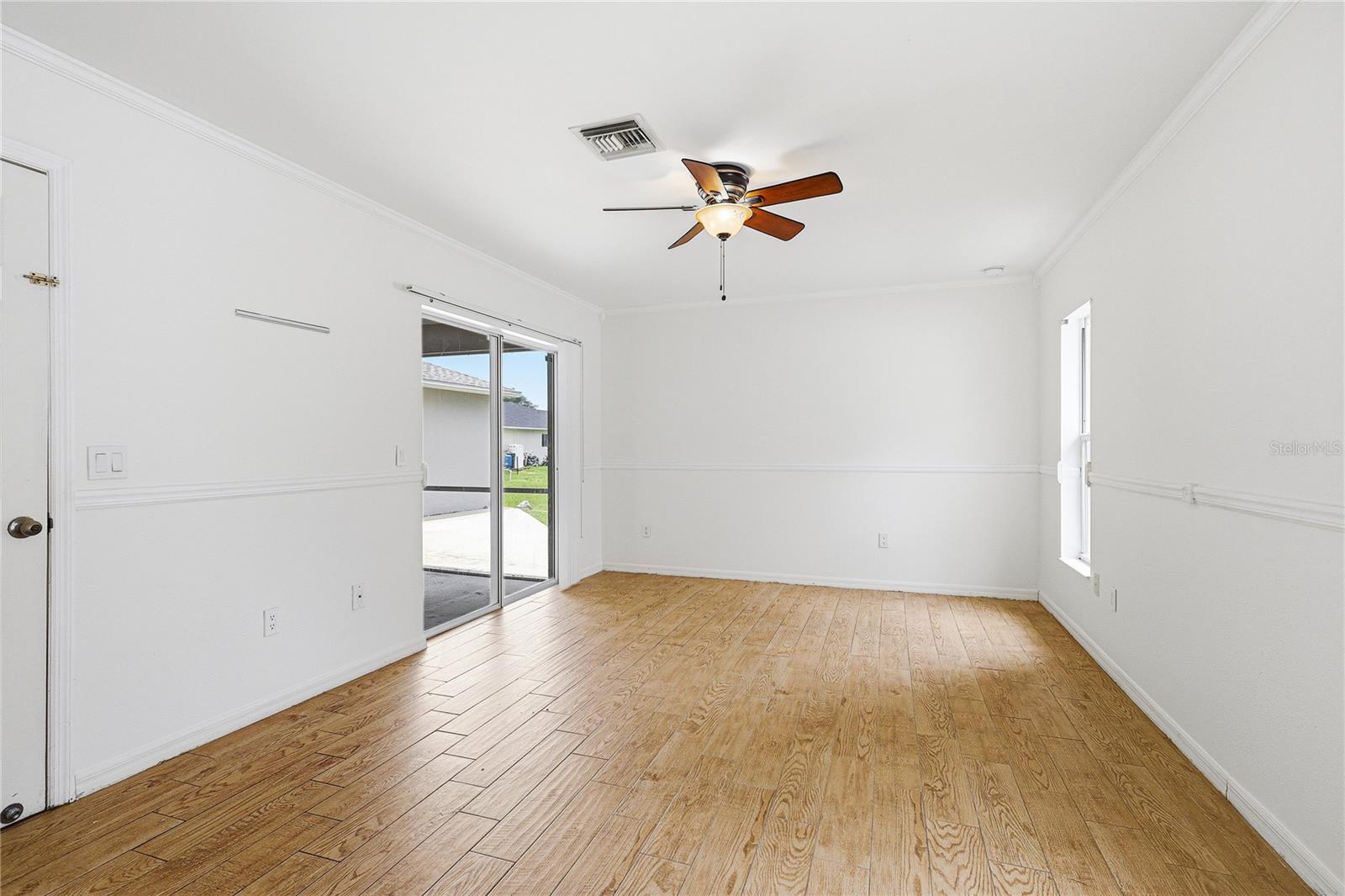 4042 DULUTH TER — photo 13