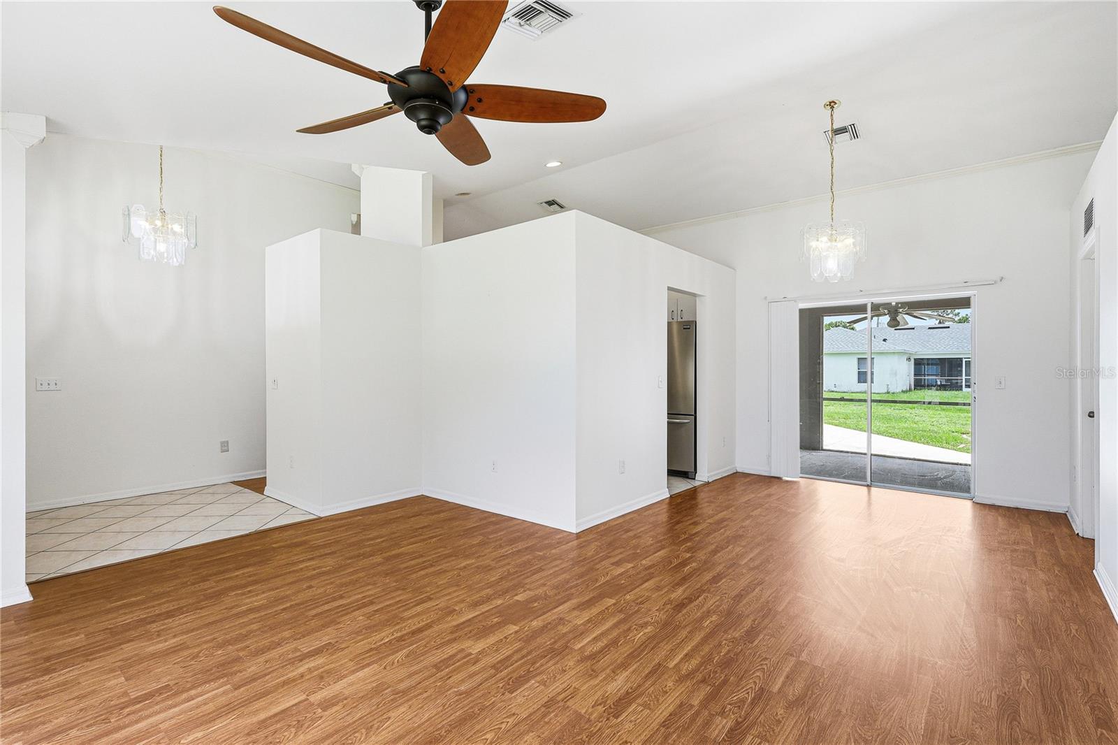 4042 DULUTH TER — photo 5