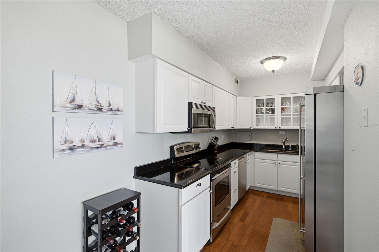 31 ISLAND WAY #1404 — photo 14