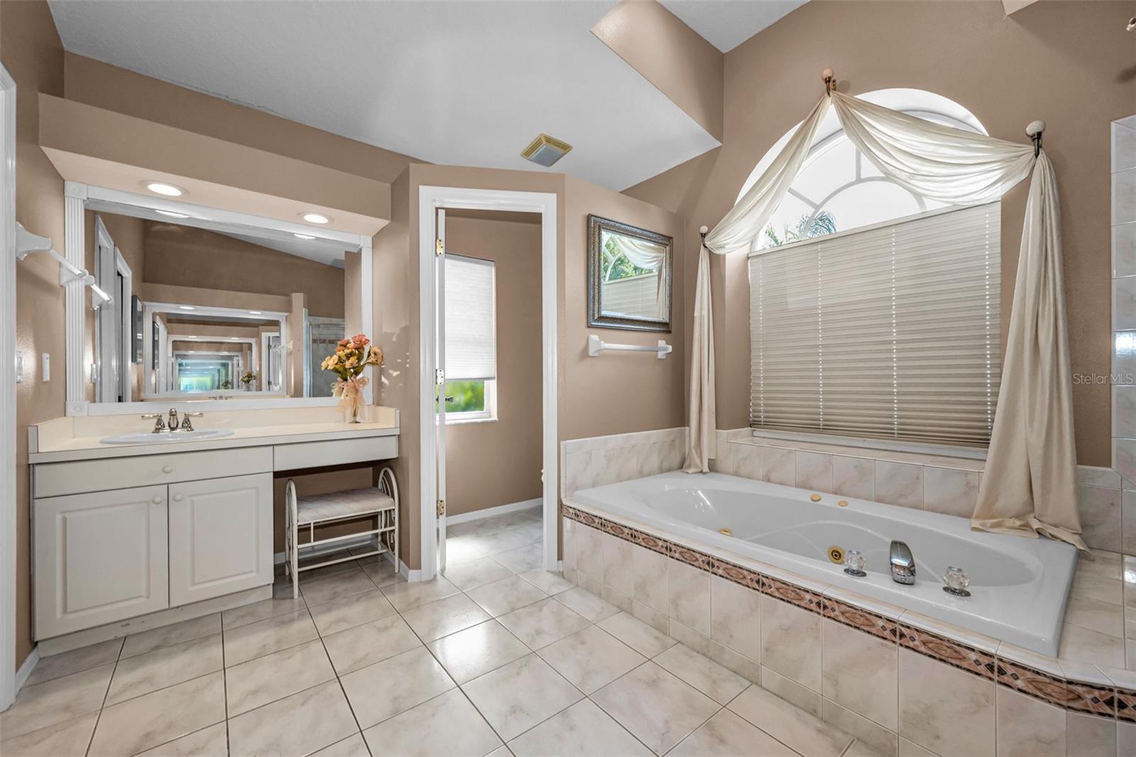 8843 BEL MEADOW WAY — photo 37