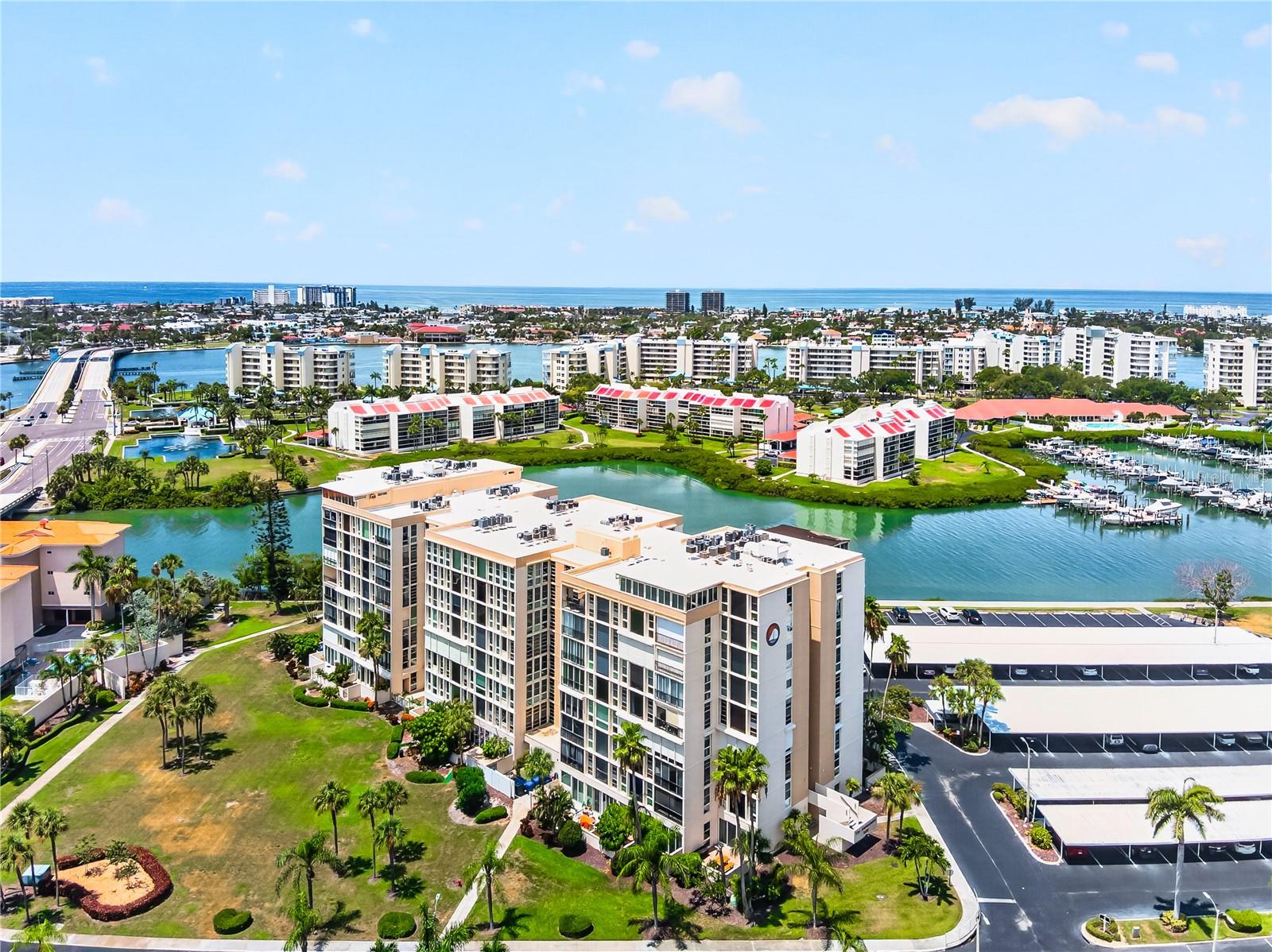 7400 SUN ISLAND DR S #203 — photo 2