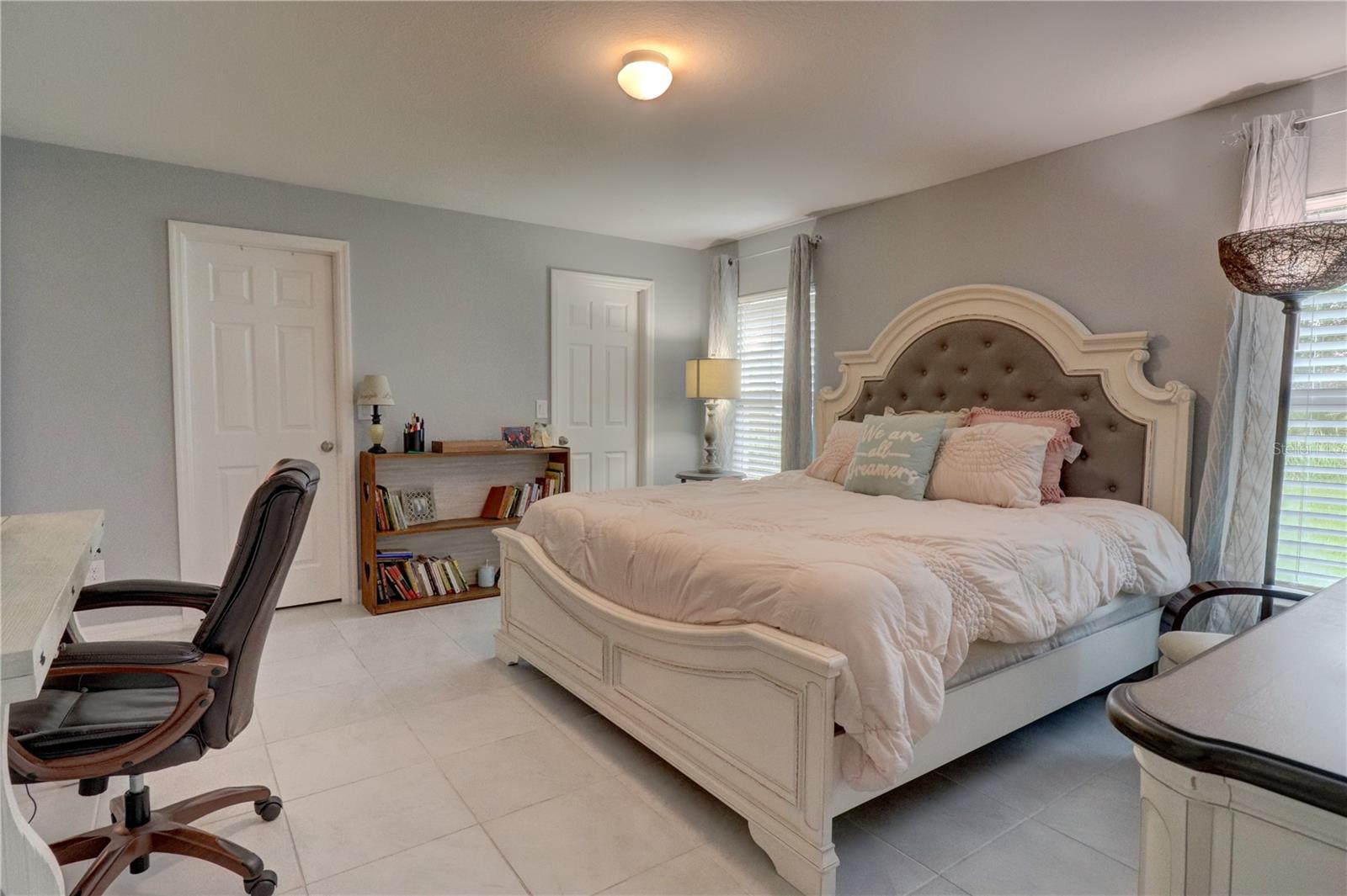 2713 EMBASSY RD — photo 16