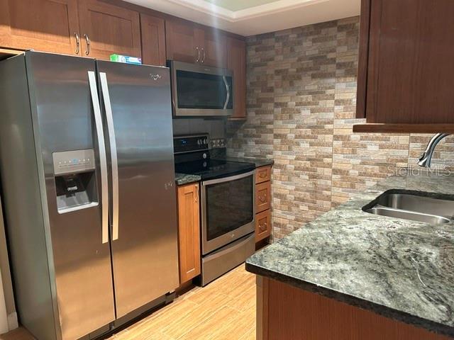 7102 W COUNTRY CLUB DR N — photo 2