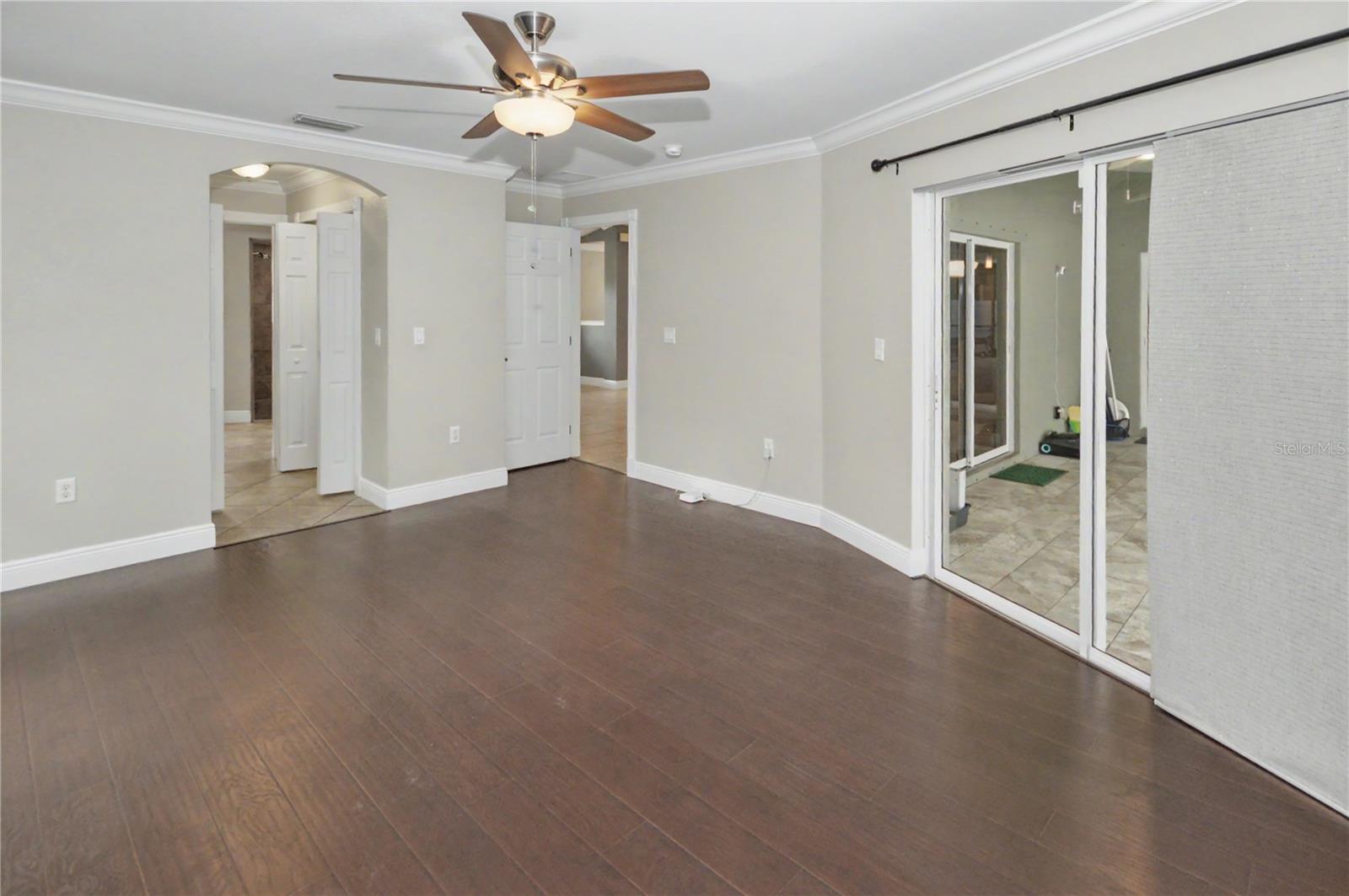 3283 SIKESTON AVE — photo 12