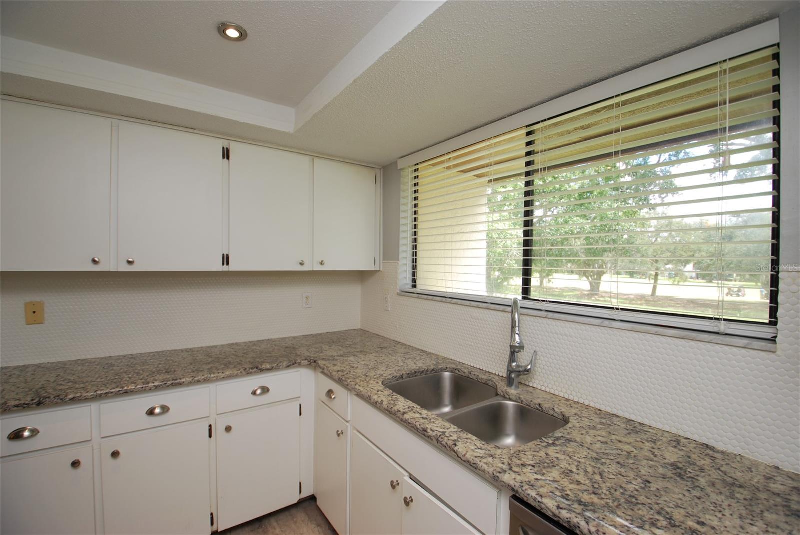 212 CARYL WAY #212 — photo 5