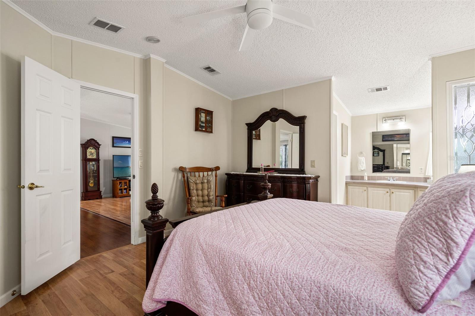 116 MOUNT ISLE AVE NE #116 — photo 20