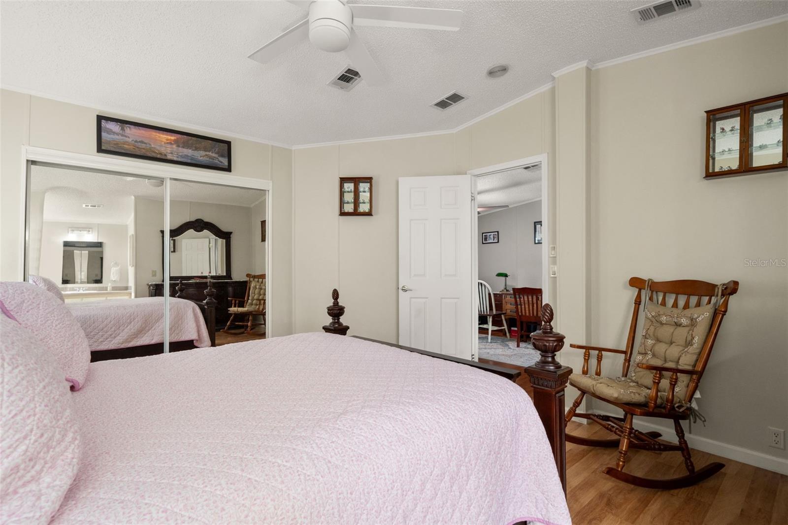 116 MOUNT ISLE AVE NE #116 — photo 21