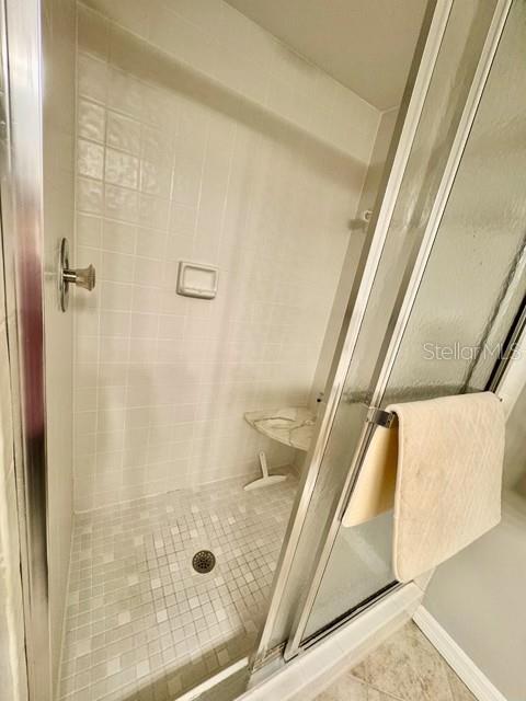 5753 AVISTA DR — photo 33