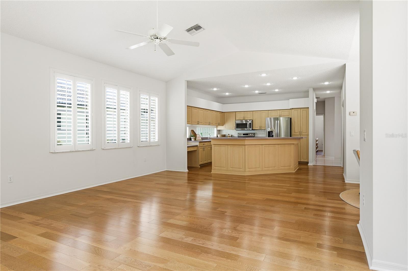 3187 STERLING ST — photo 30