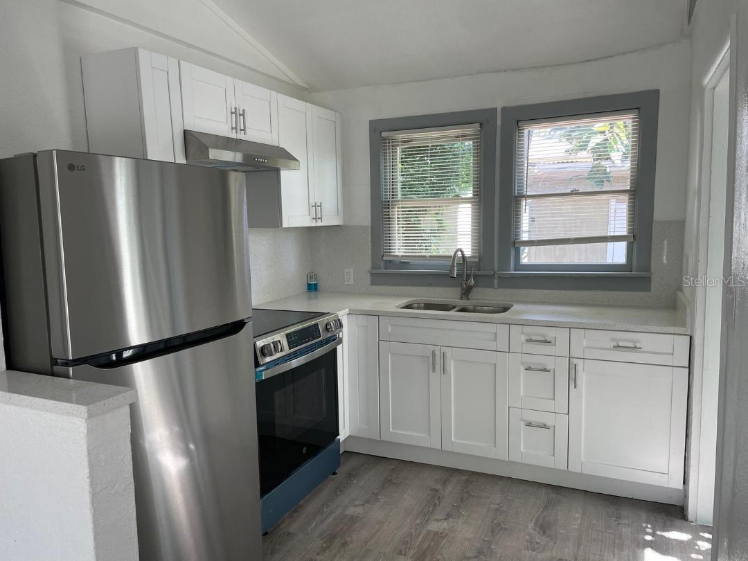 1812 E OKALOOSA AVE — photo 6