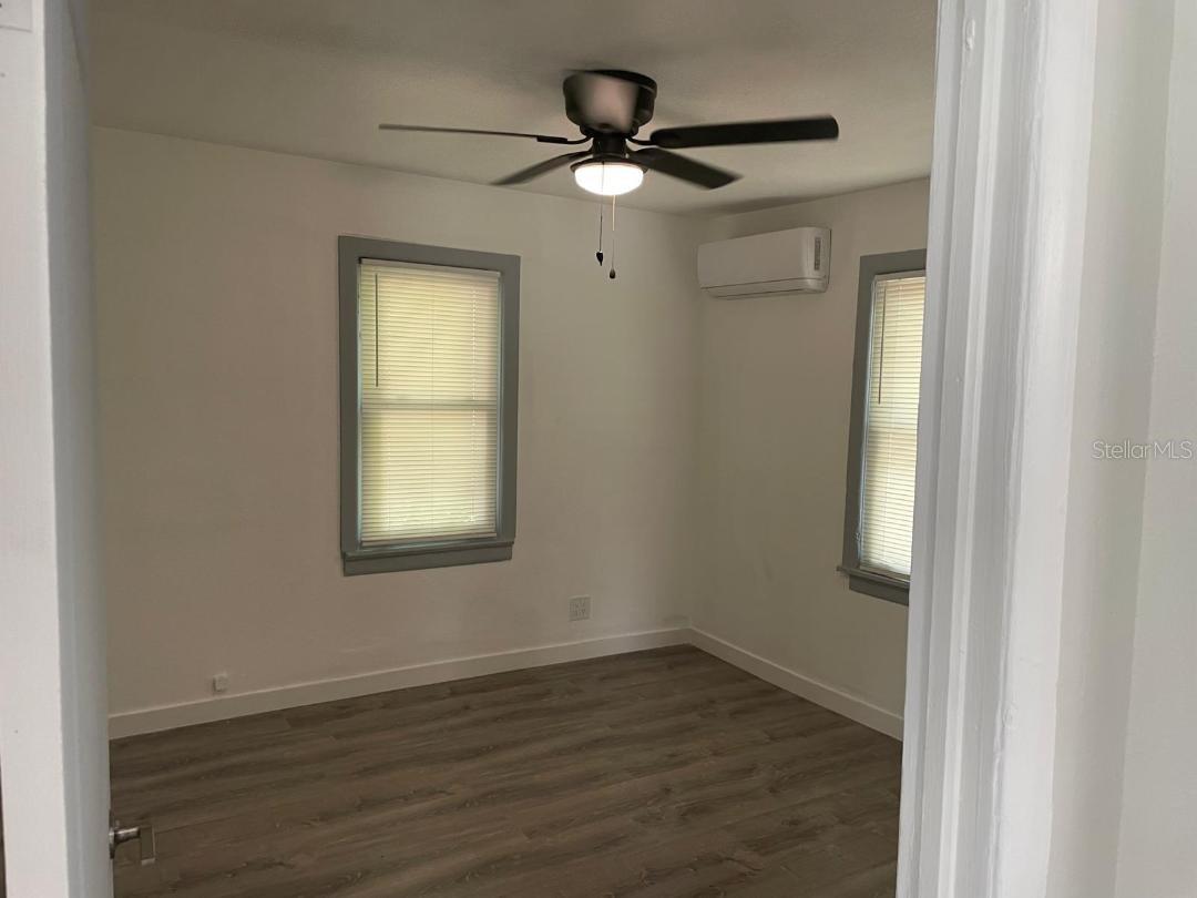 1812 E OKALOOSA AVE — photo 13