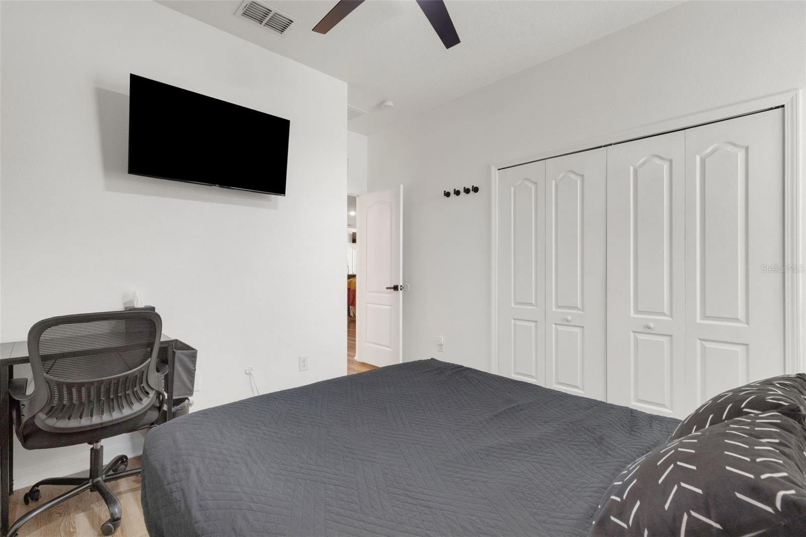611 WABASH BREEZE CIR — photo 25