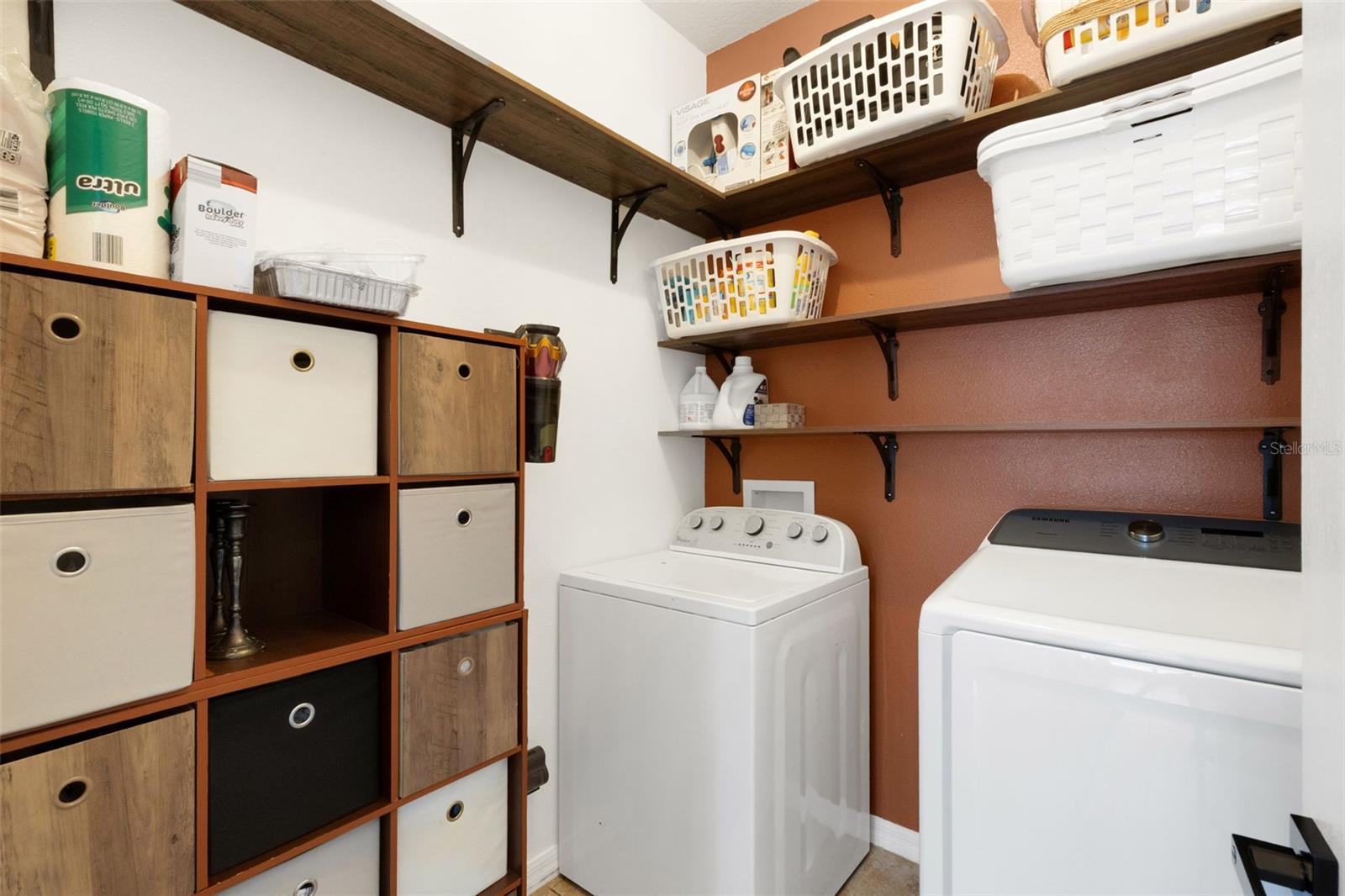 611 WABASH BREEZE CIR — photo 43