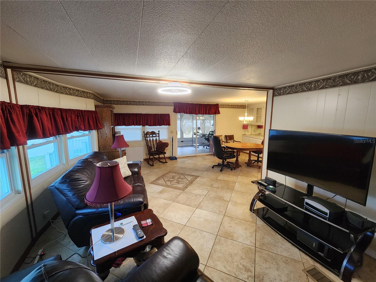 808 53RD AVE E #110 — photo 2