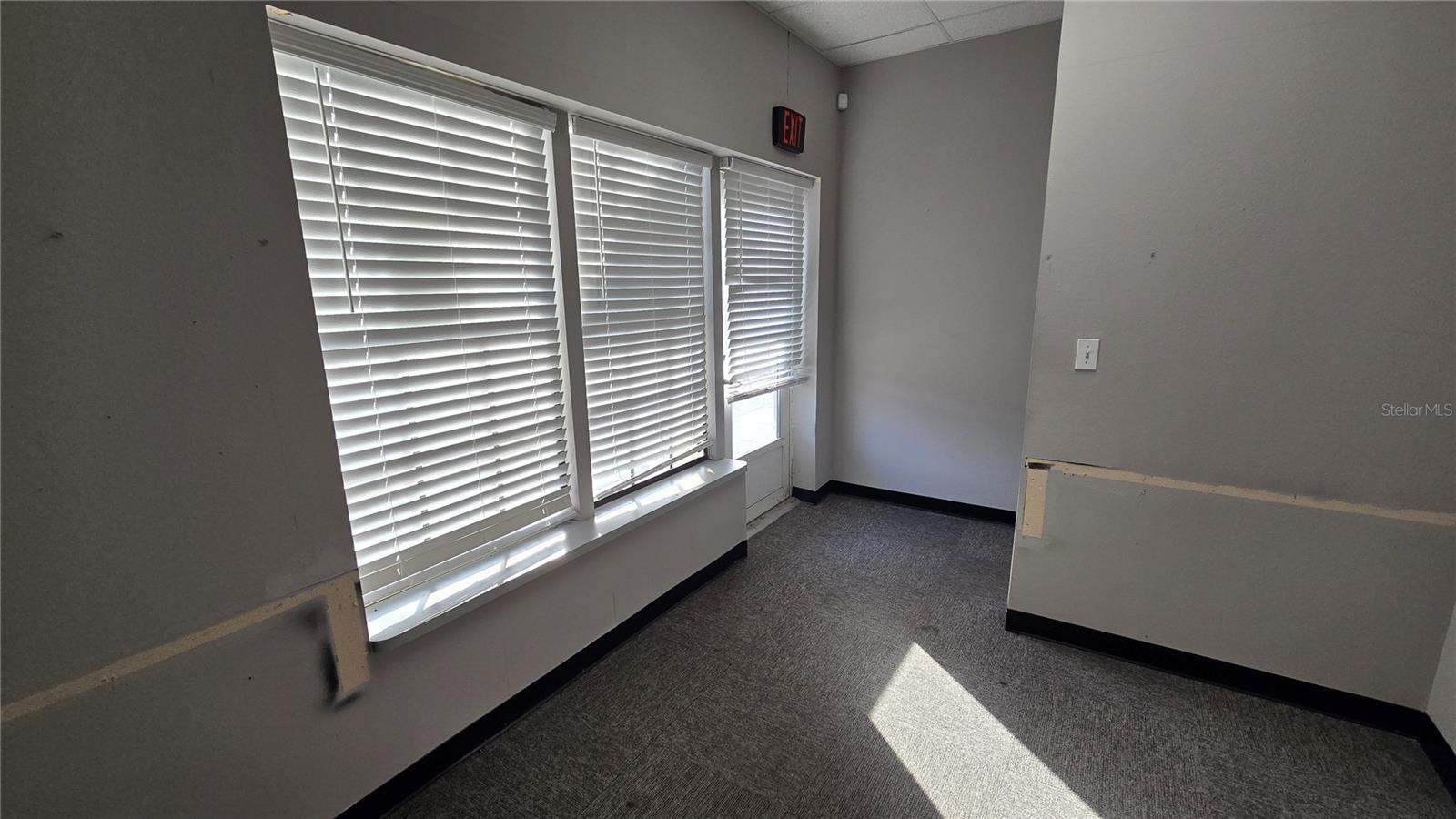 5720 GALL BLVD #2 — photo 37