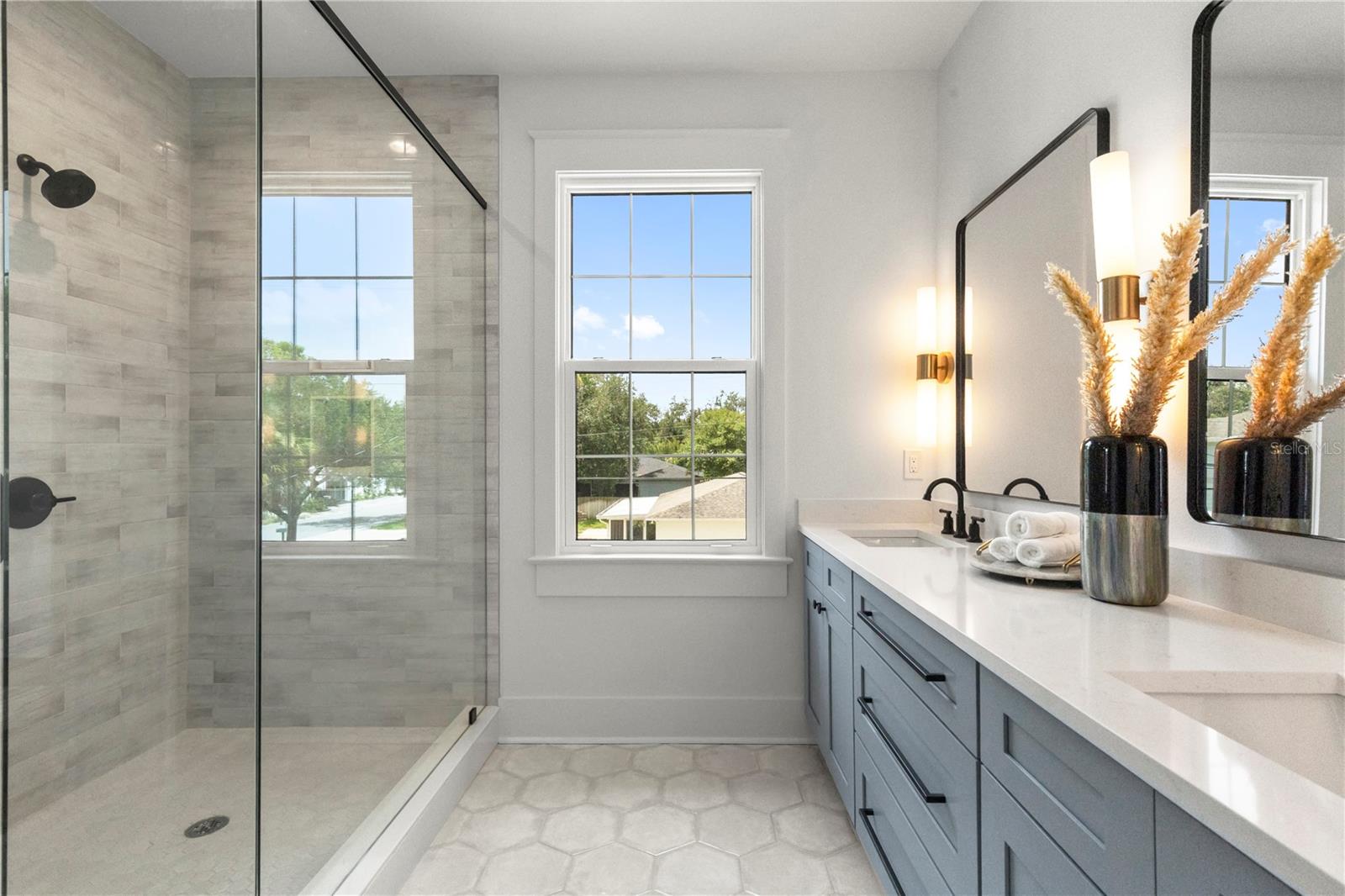 413 W PARIS ST — photo 40