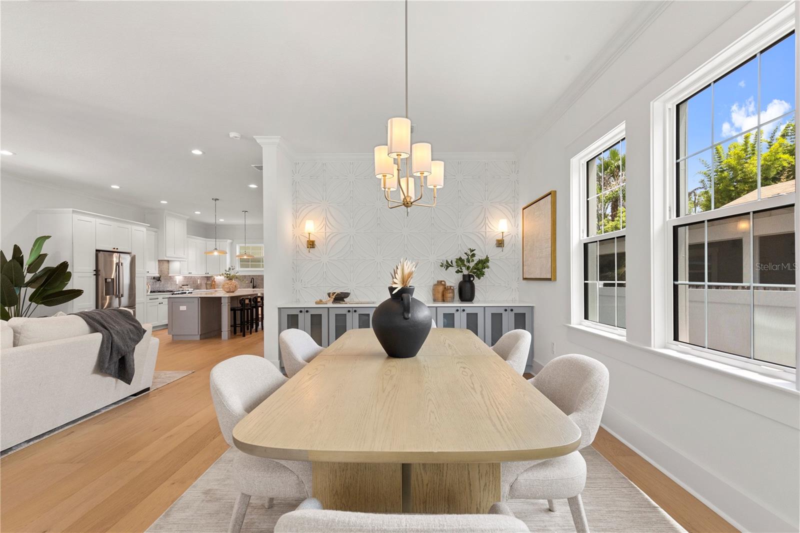 413 W PARIS ST — photo 12