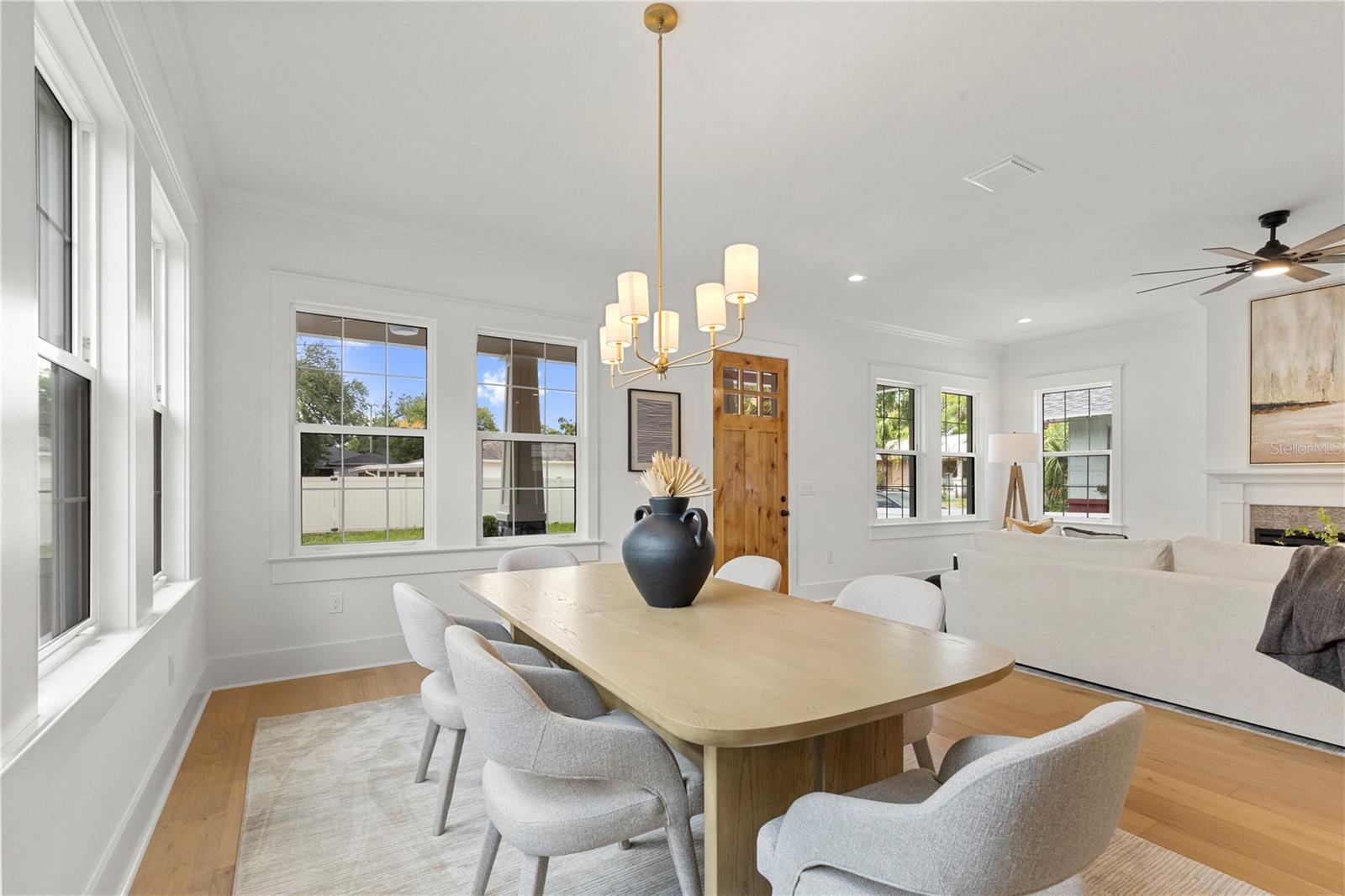 413 W PARIS ST — photo 14