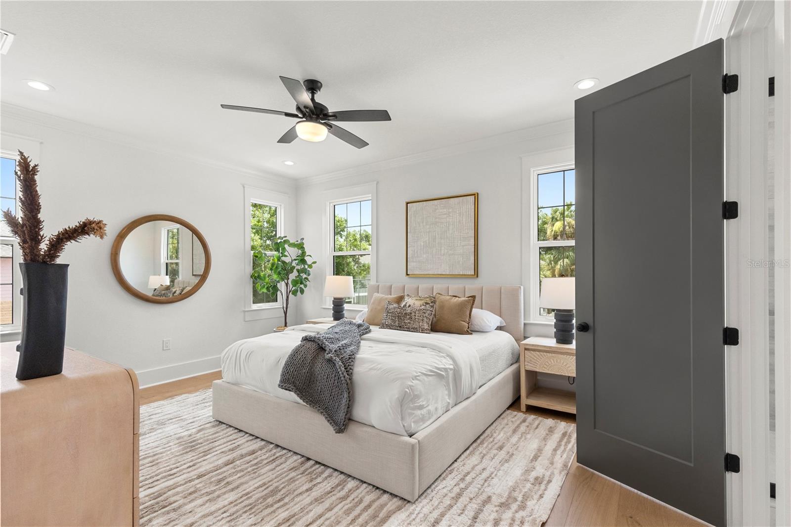 413 W PARIS ST — photo 35