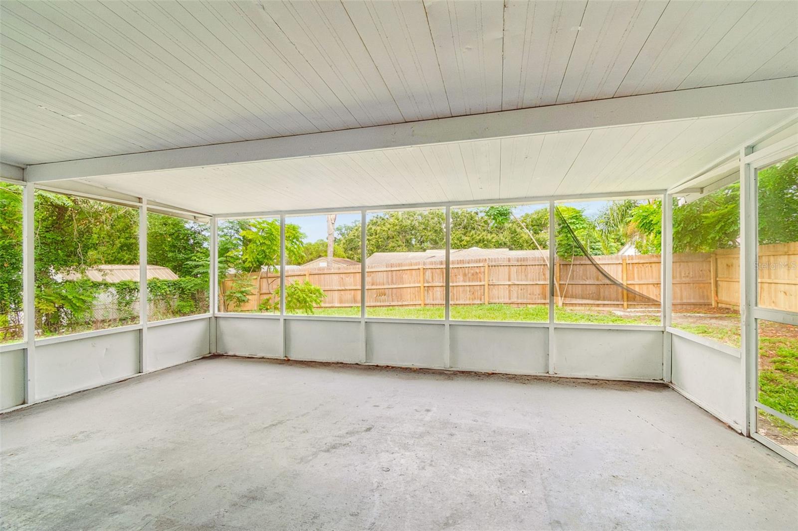 1124 JADEWOOD AVE — photo 34