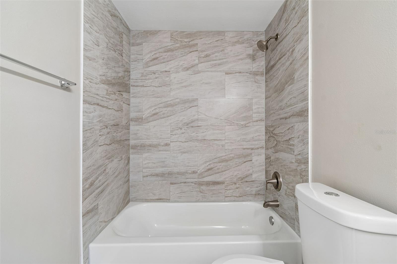 1124 JADEWOOD AVE — photo 29
