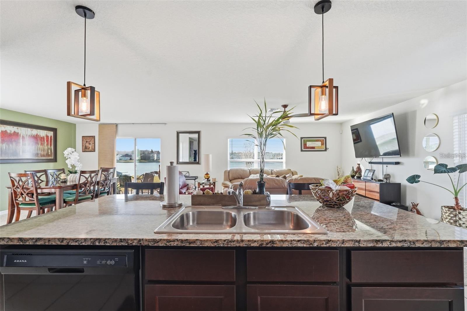 7811 DAVIE RAY DR — photo 8