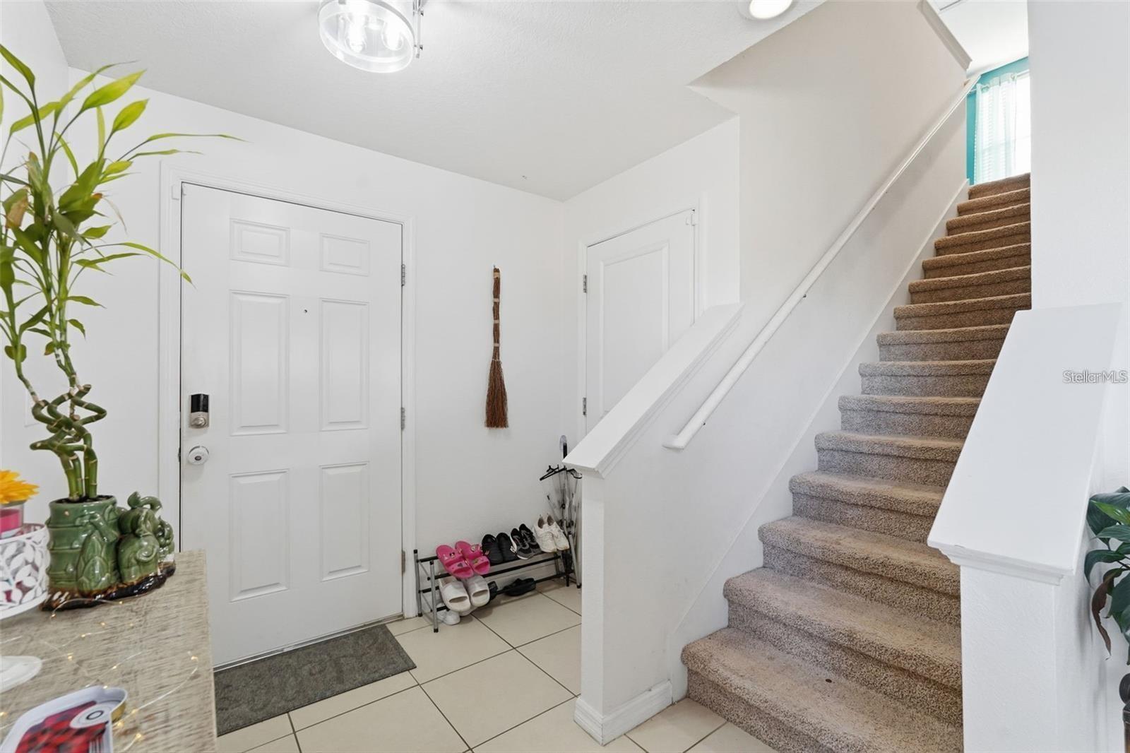 7811 DAVIE RAY DR — photo 4