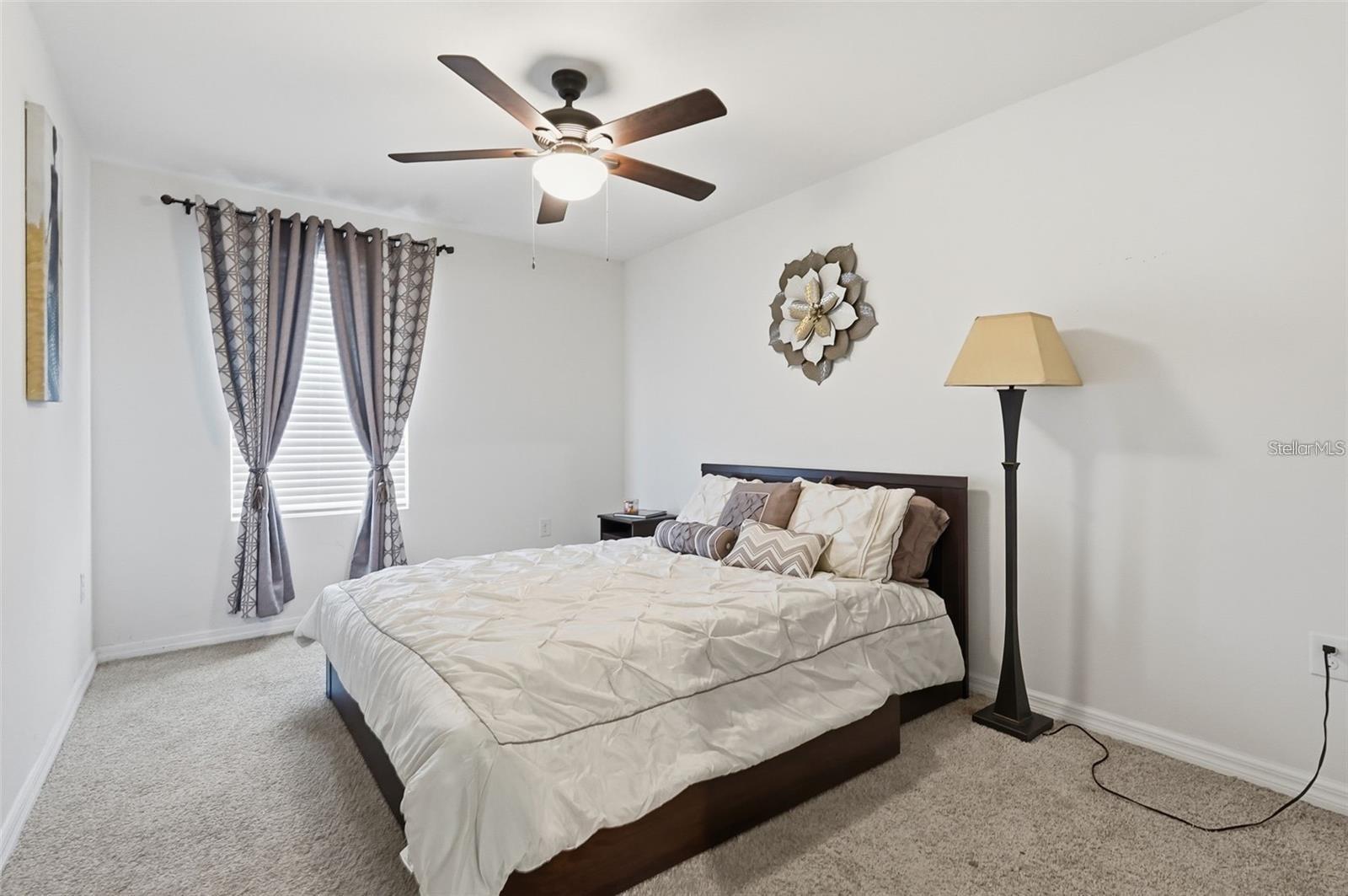 7811 DAVIE RAY DR — photo 17