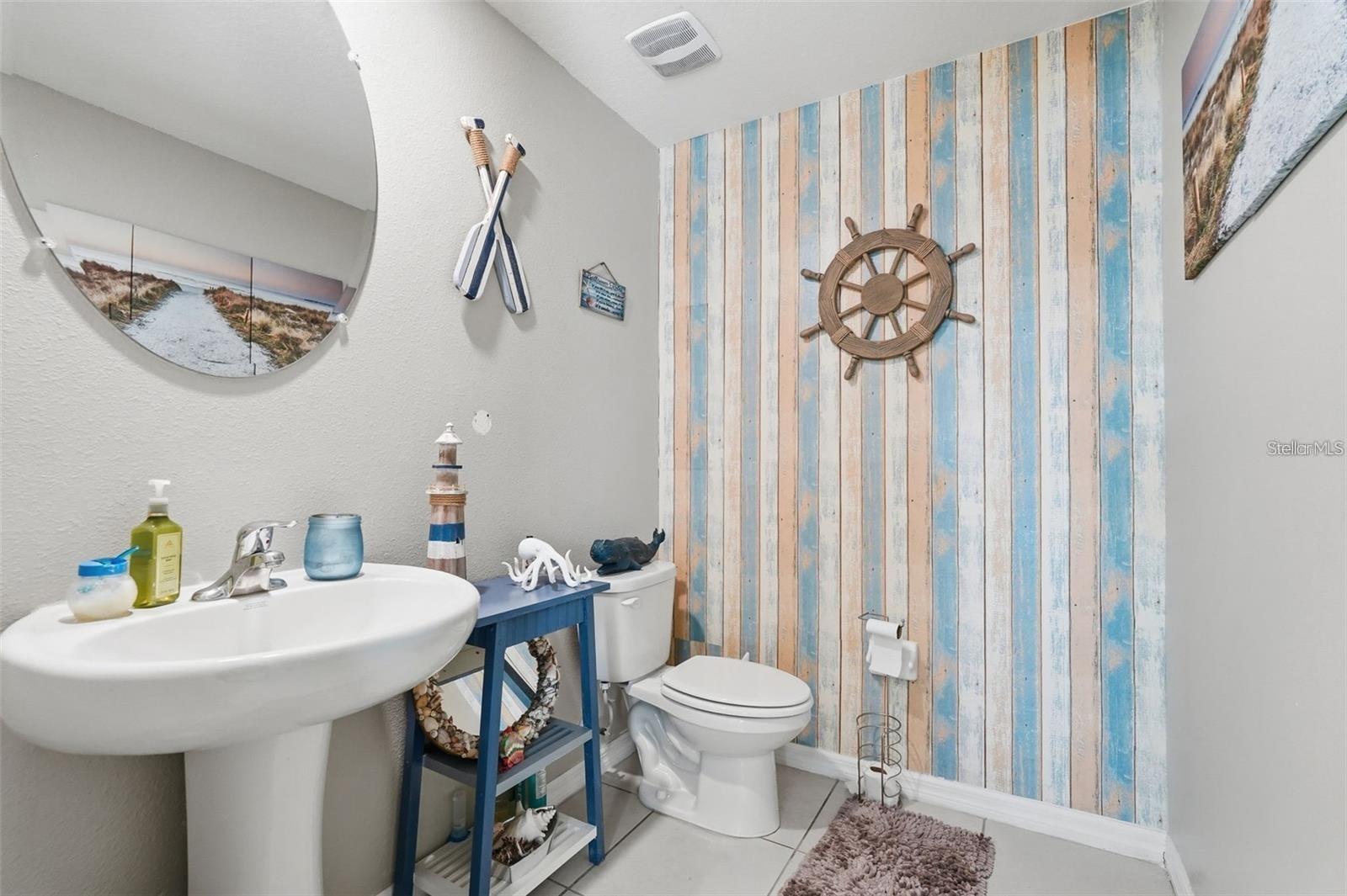 7811 DAVIE RAY DR — photo 15