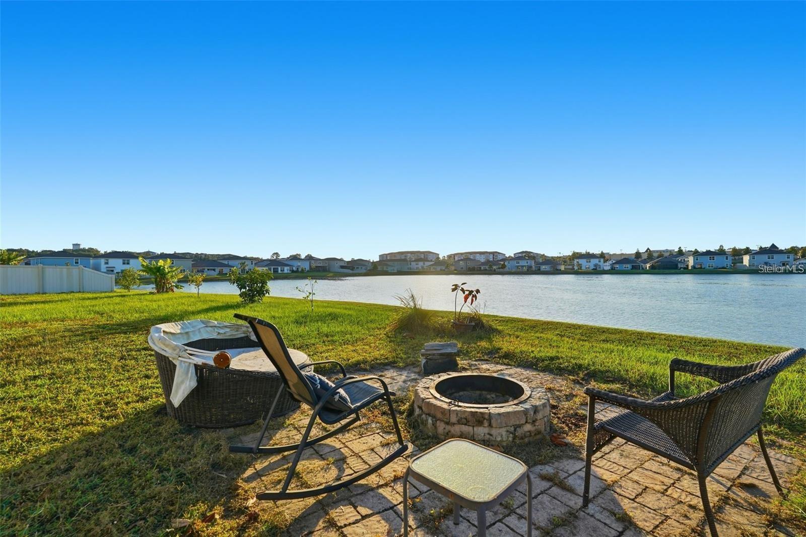 7811 DAVIE RAY DR — photo 32