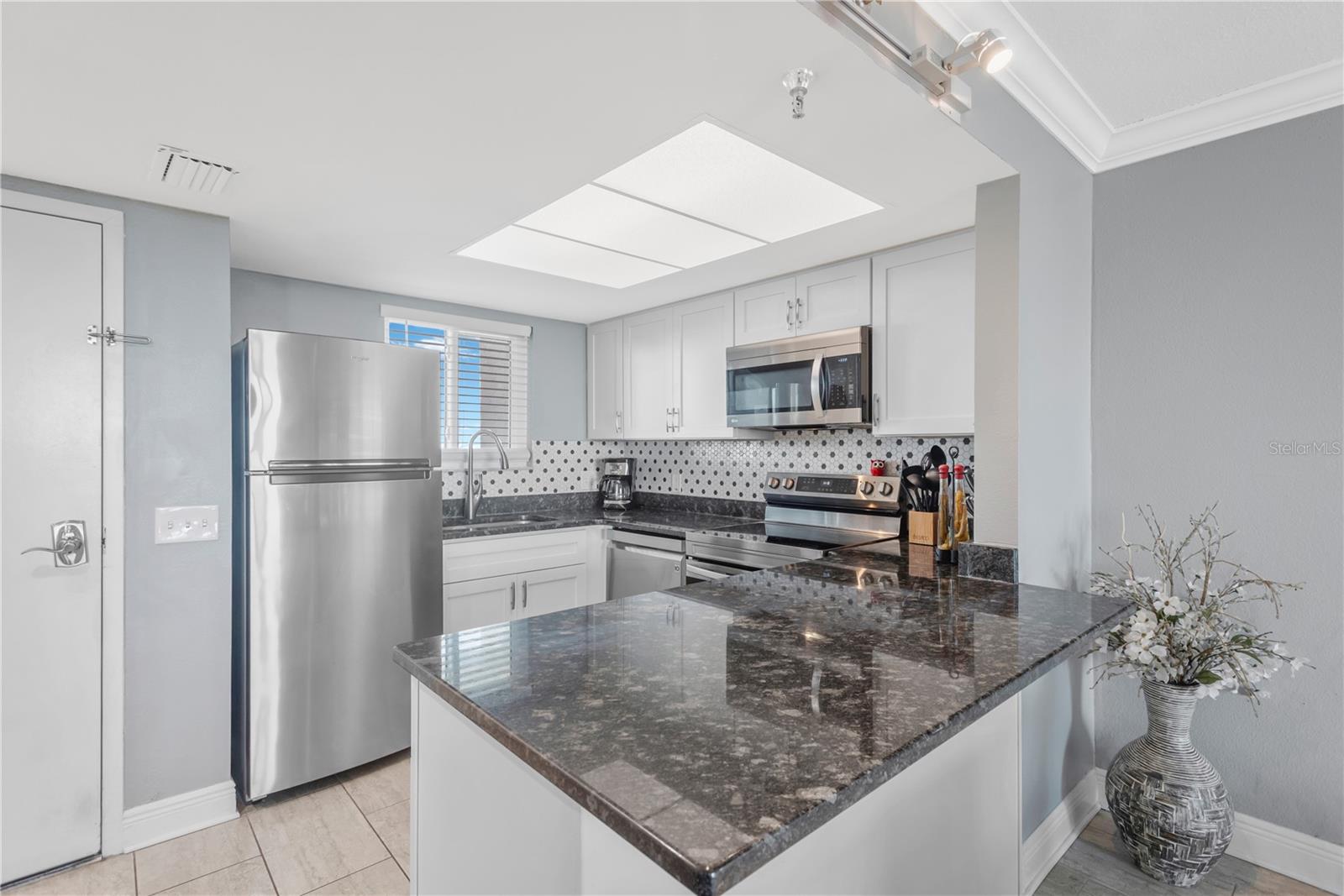 5915 SEA RANCH DR #503 — photo 4
