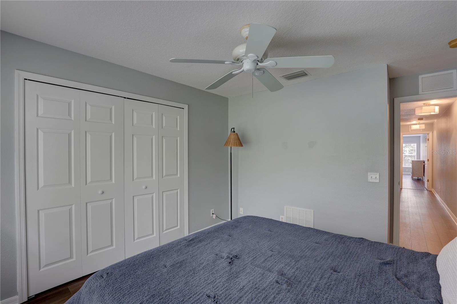 9516 CHARLESBERG DR — photo 7