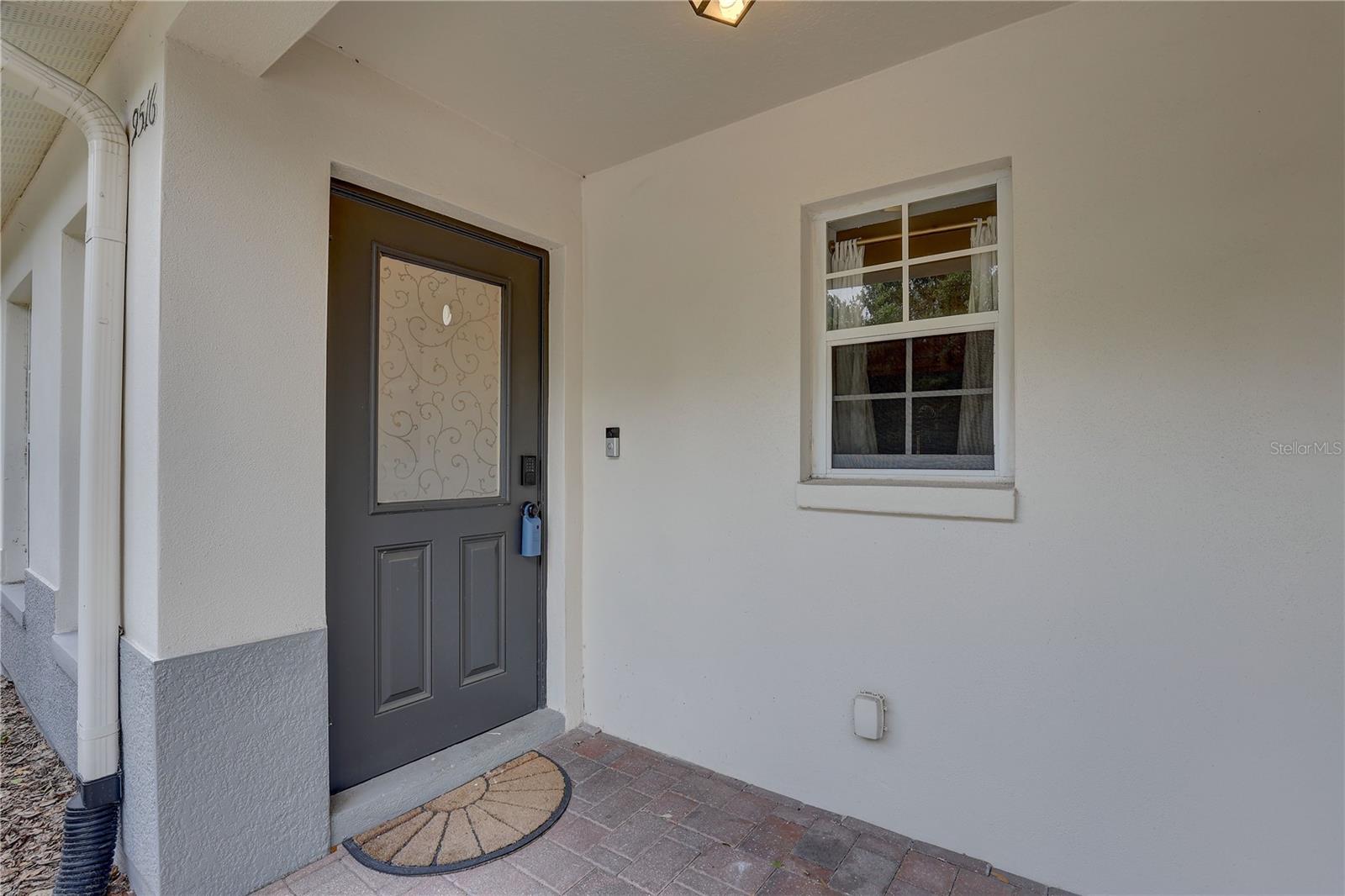 9516 CHARLESBERG DR — photo 16