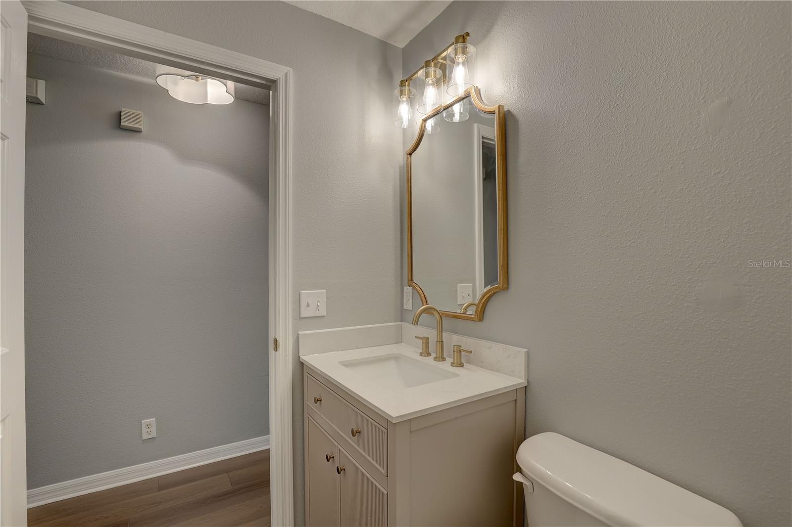 9516 CHARLESBERG DR — photo 24