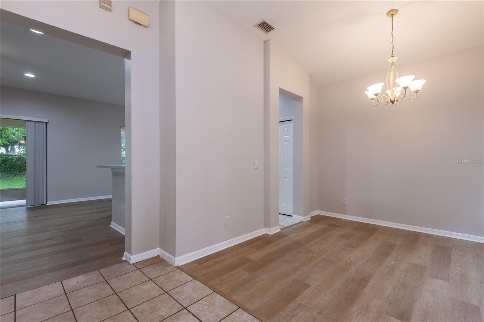11112 HOLLY CONE DR — photo 3