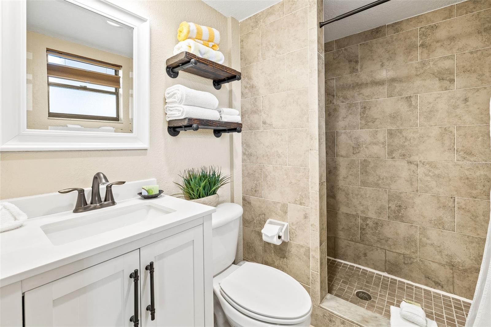 1420 BAYSHORE BLVD #206 — photo 15