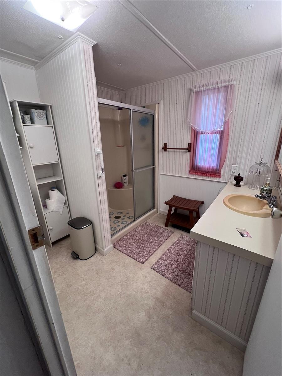 3326 DENISE DR — photo 15