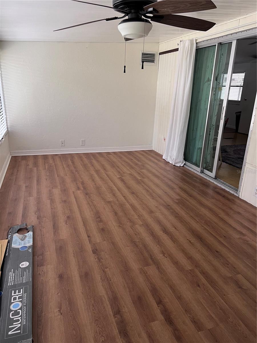 3326 DENISE DR — photo 12