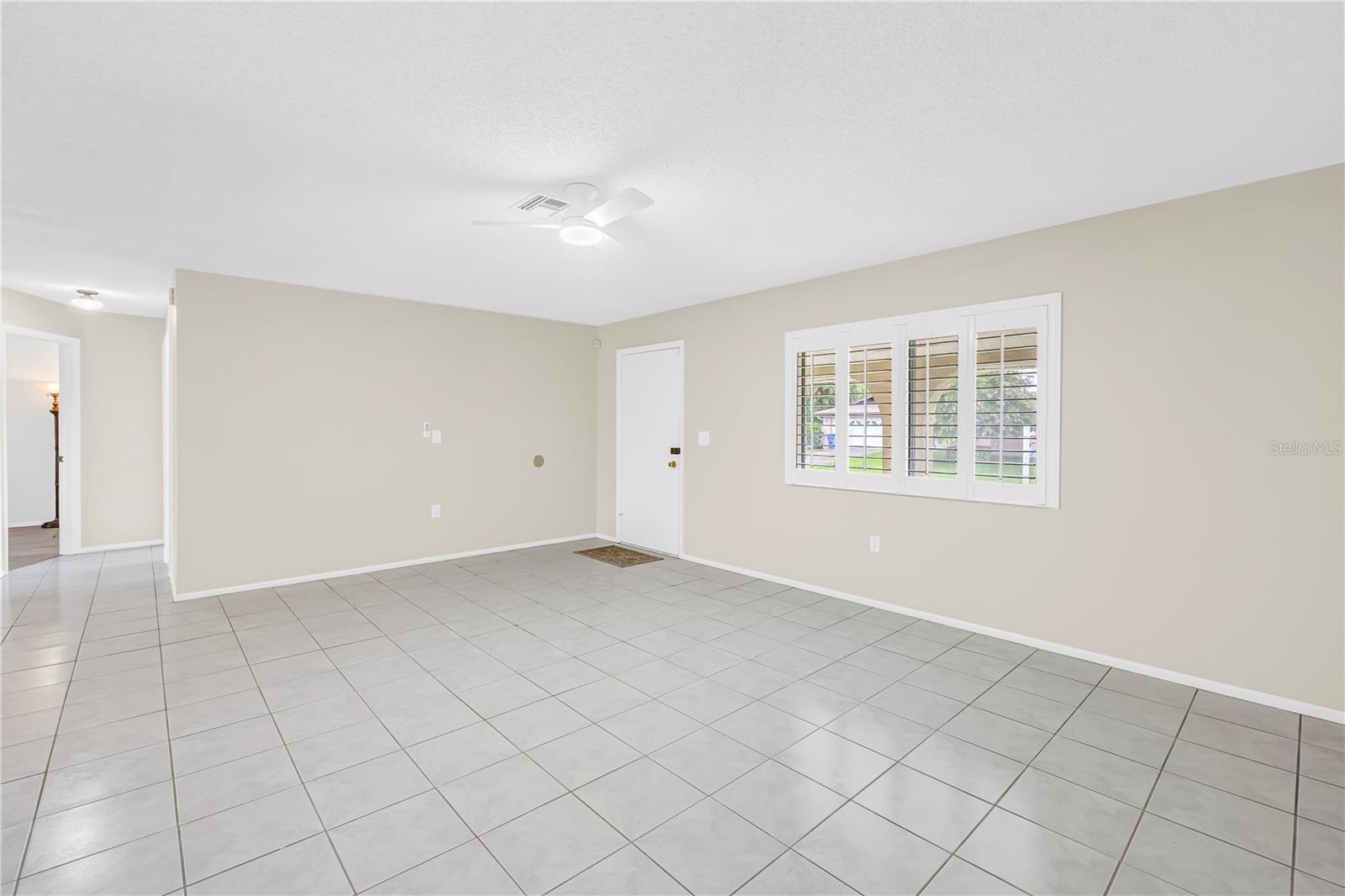 5812 16TH LN NE — photo 13