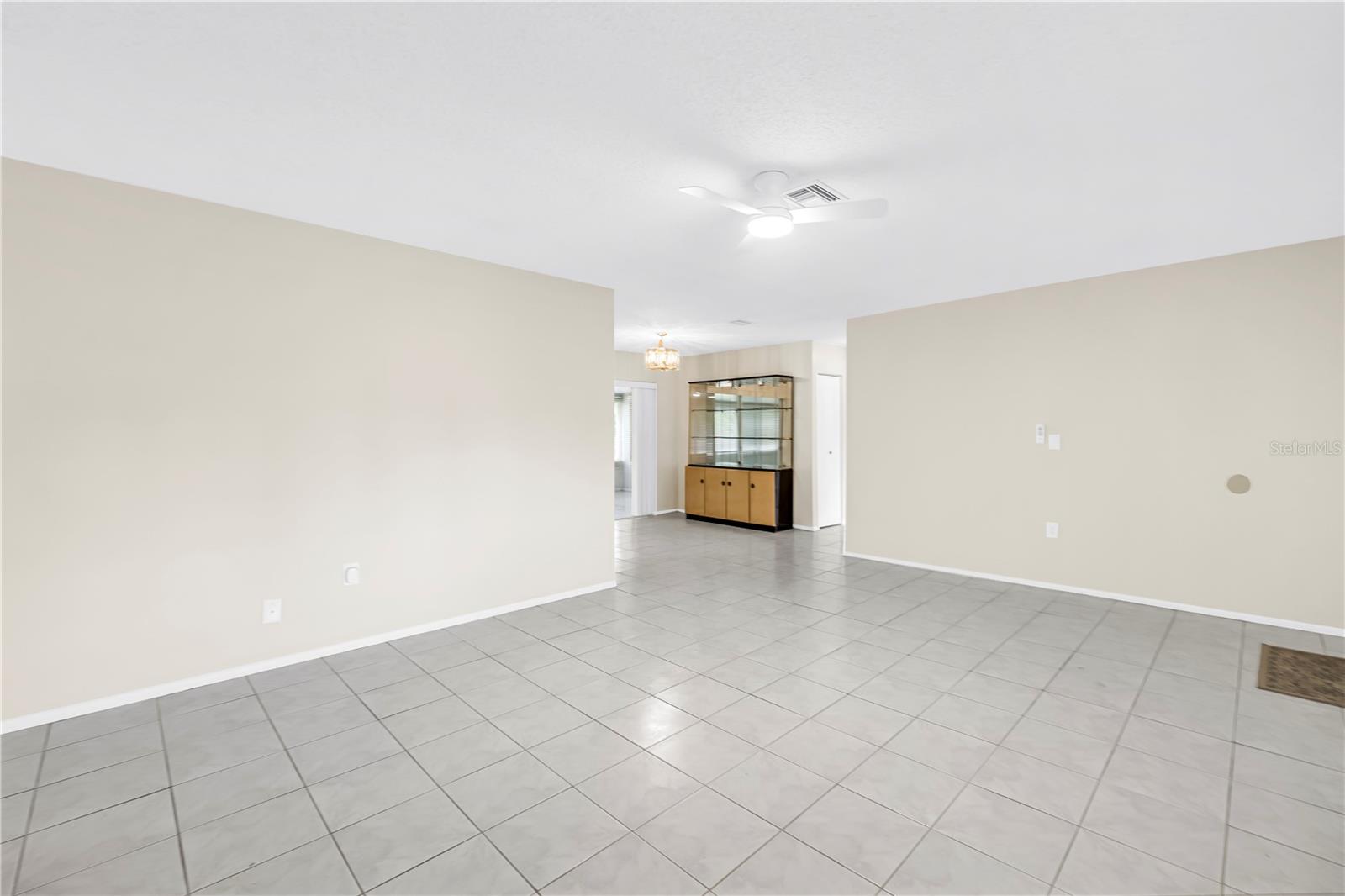 5812 16TH LN NE — photo 14