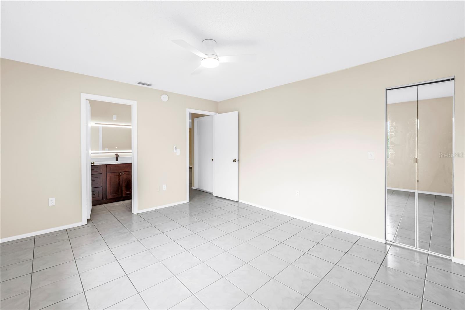 5812 16TH LN NE — photo 19